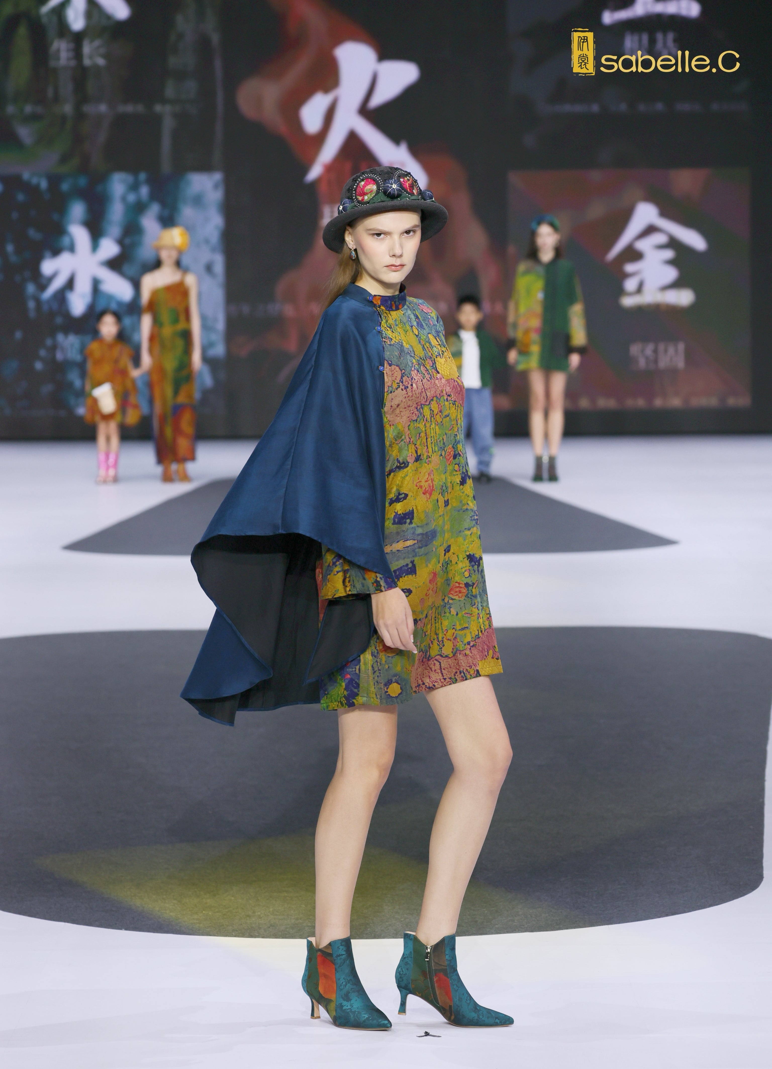 Original Gambiered Canton Silk Patchwork Cape Qipao