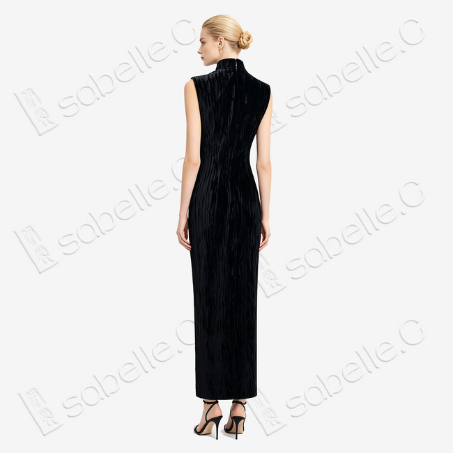 Velvet Beaded Long Qipao - 絲絨釘珠長旗袍