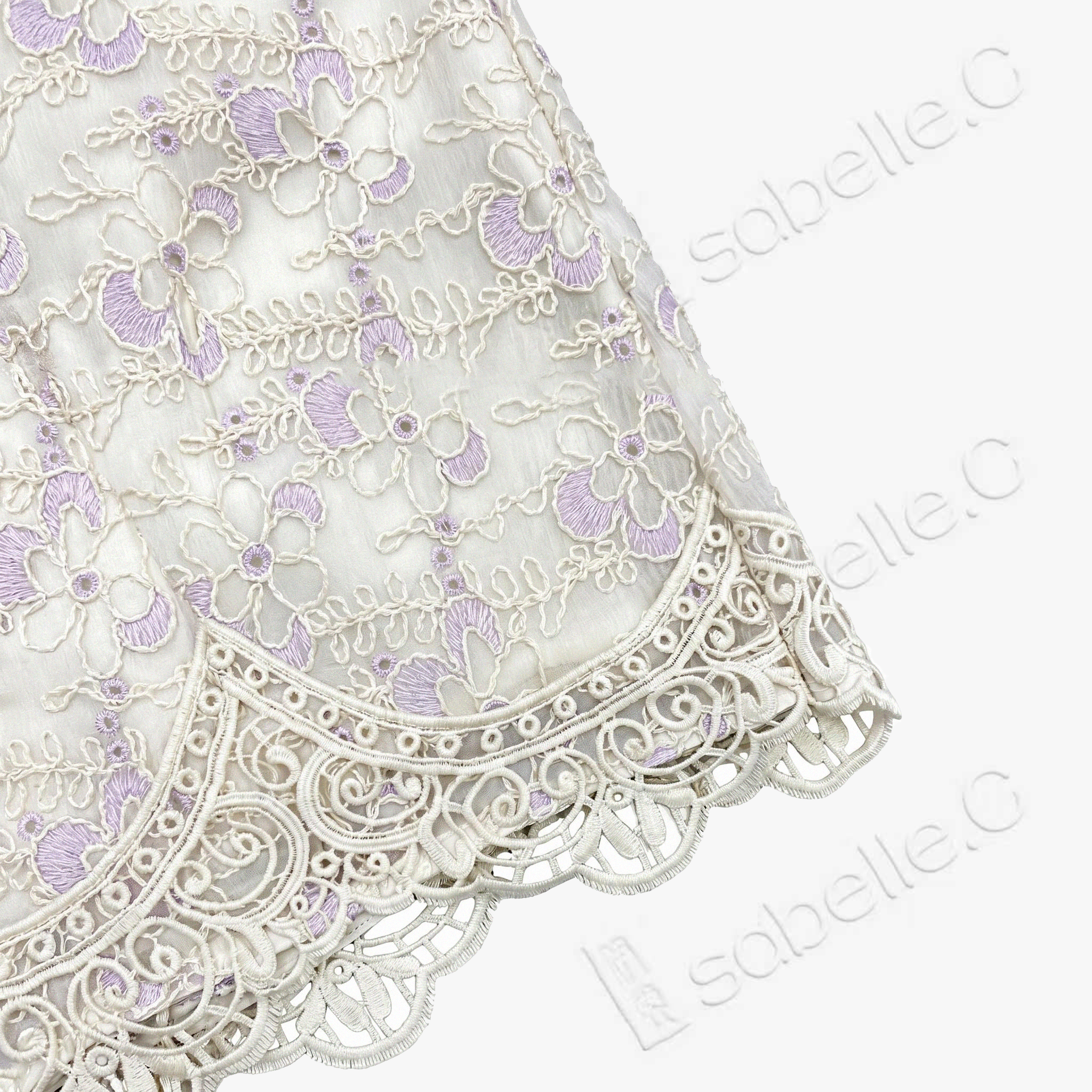 Ivory Beaded Floral Lace Shift Dress - 月白釘珠蕾絲裙