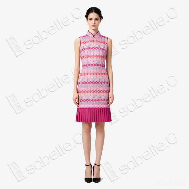 Peach Sunset Floral Brocade Pleated Hem Sleeveless Qipao - 桃霞寶相織錦百褶無袖旗袍