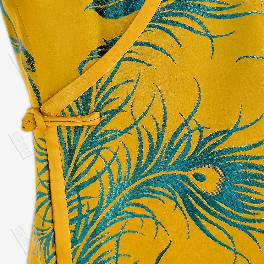 Vintage Brocade Silk Sleeveless Qipao Dress