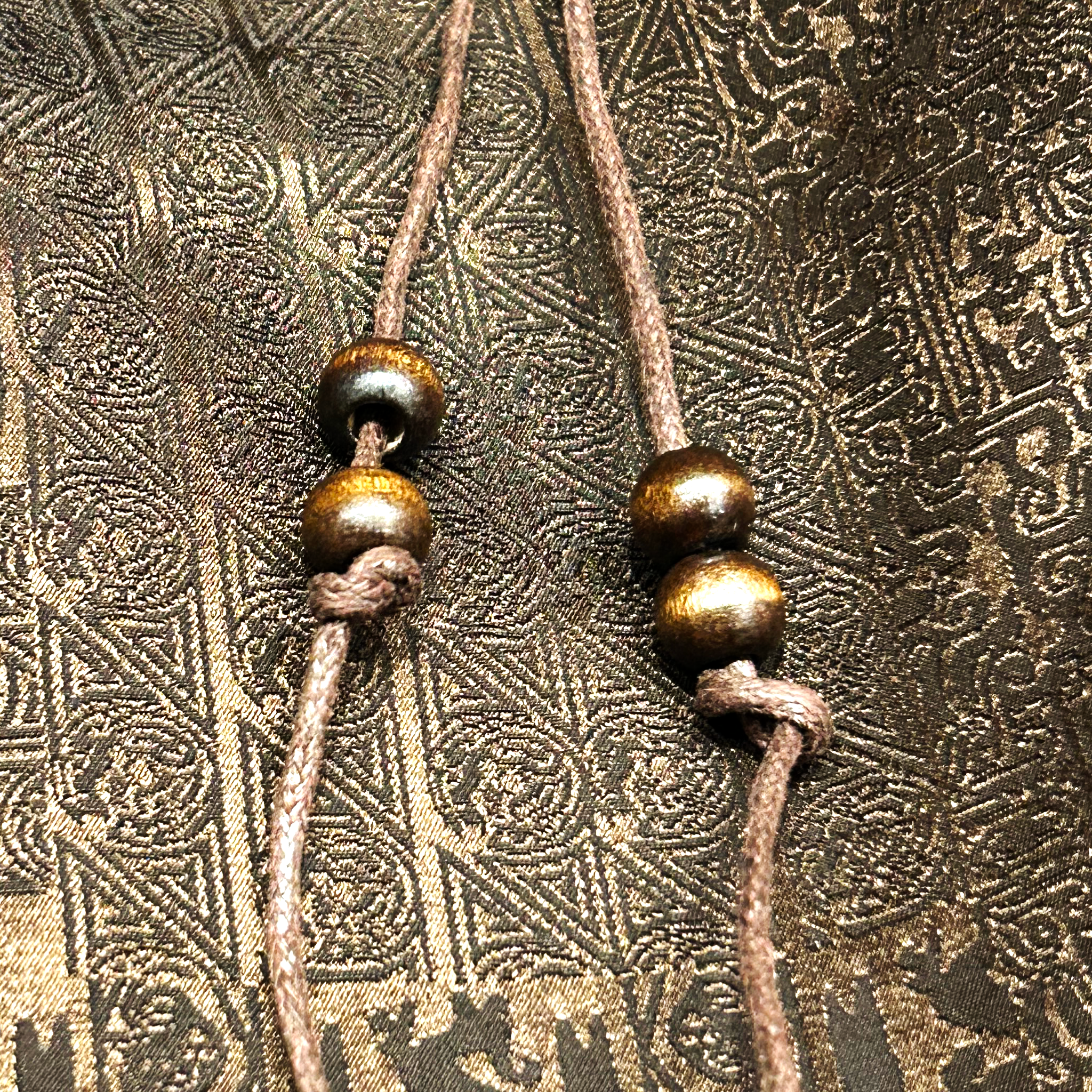 Jet Black Gilded Border Gambiered Canton Silk Set - 「玄綺金緣」香雲紗套裝