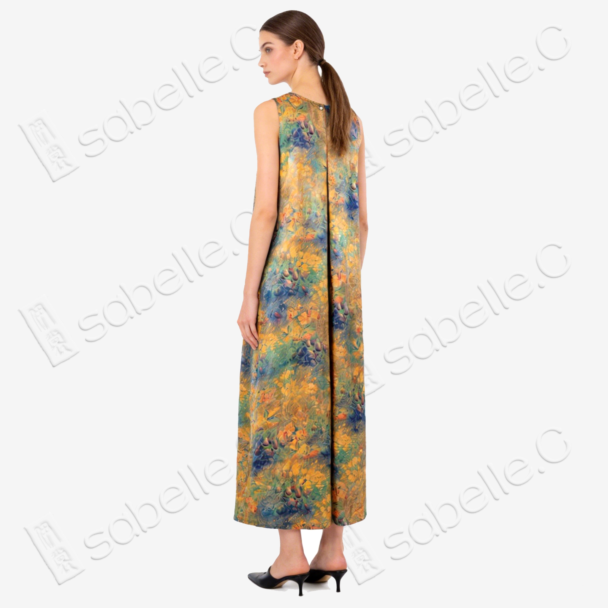 Monet Floral Brook Halter Gambiered Silk Dress - 莫奈花澗掛脖香雲紗長裙