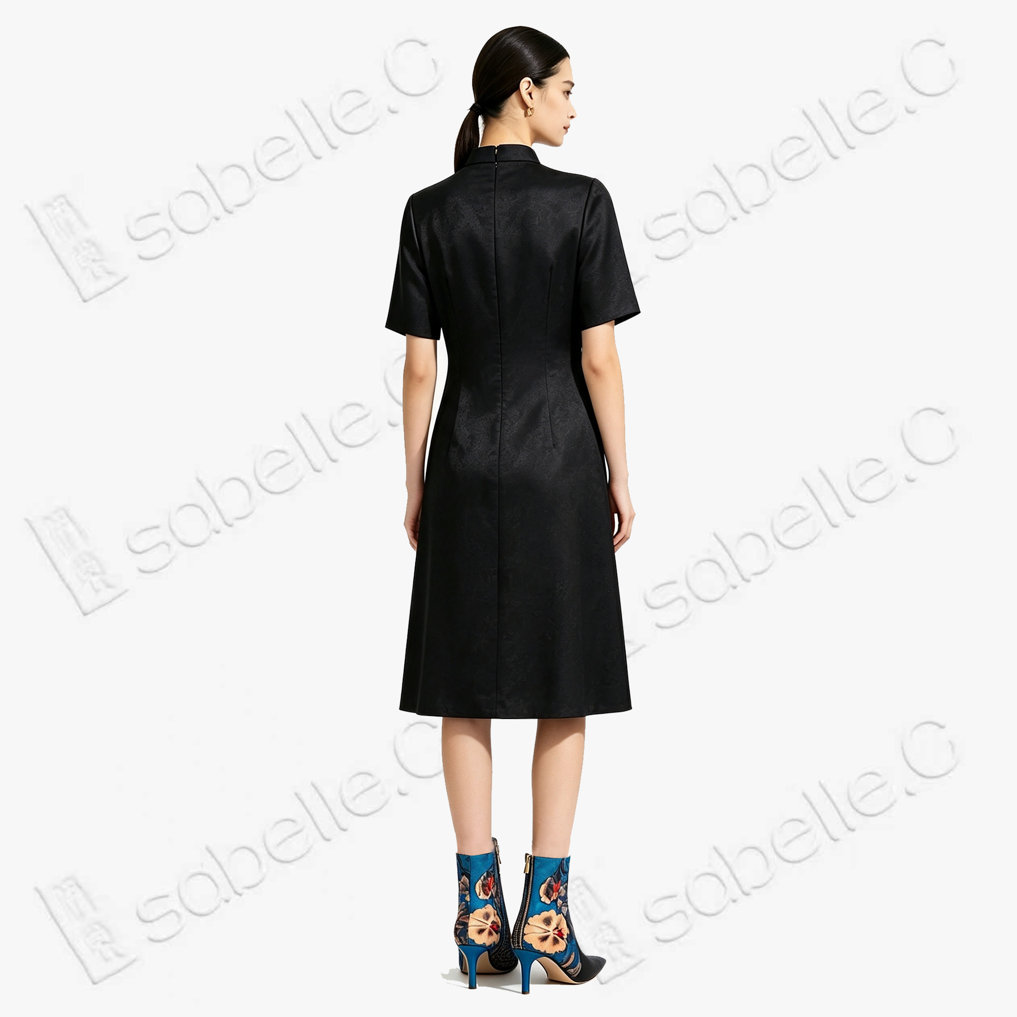 Leather‑Finish Gambiered Canton Silk Dress - 皮子料重緞香雲紗裙