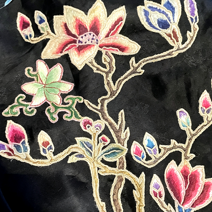 Vintage Silk Embroidered Dress - 「玄綢錦雀」古董真絲刺繡長裙