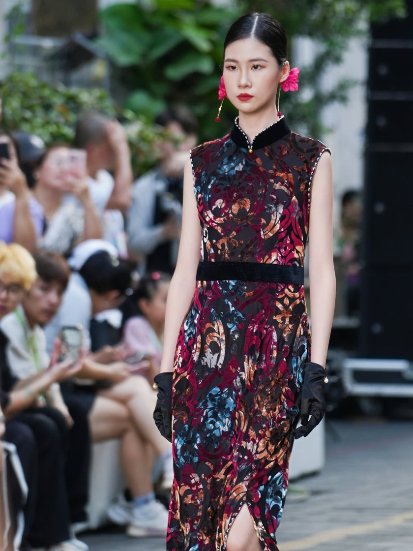 Artisan Tie-Dye Velvet Cheongsam