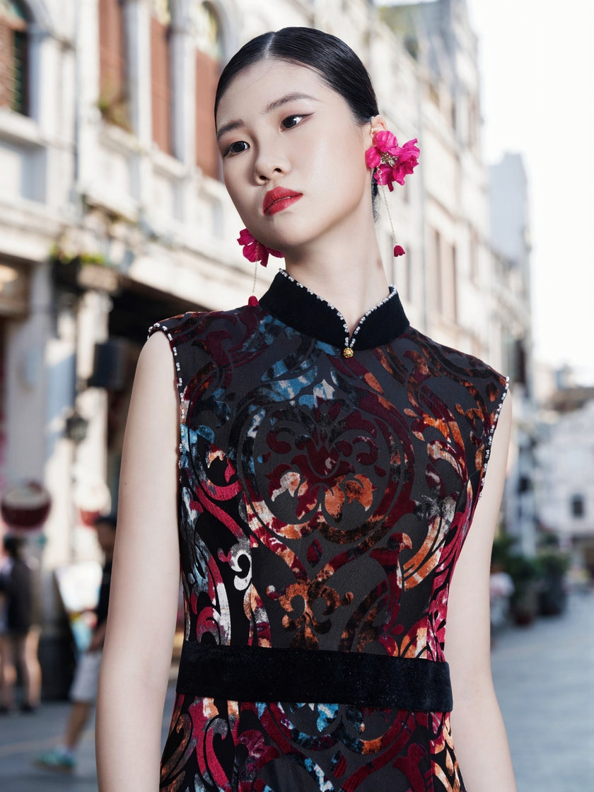 Artisan Tie-Dye Velvet Cheongsam