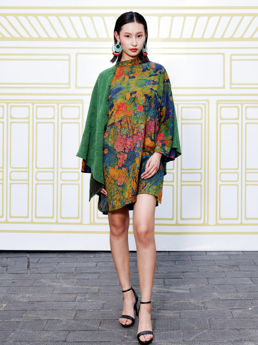 Hualuo Gambiered Canton Silk Patchwork Cape Dress