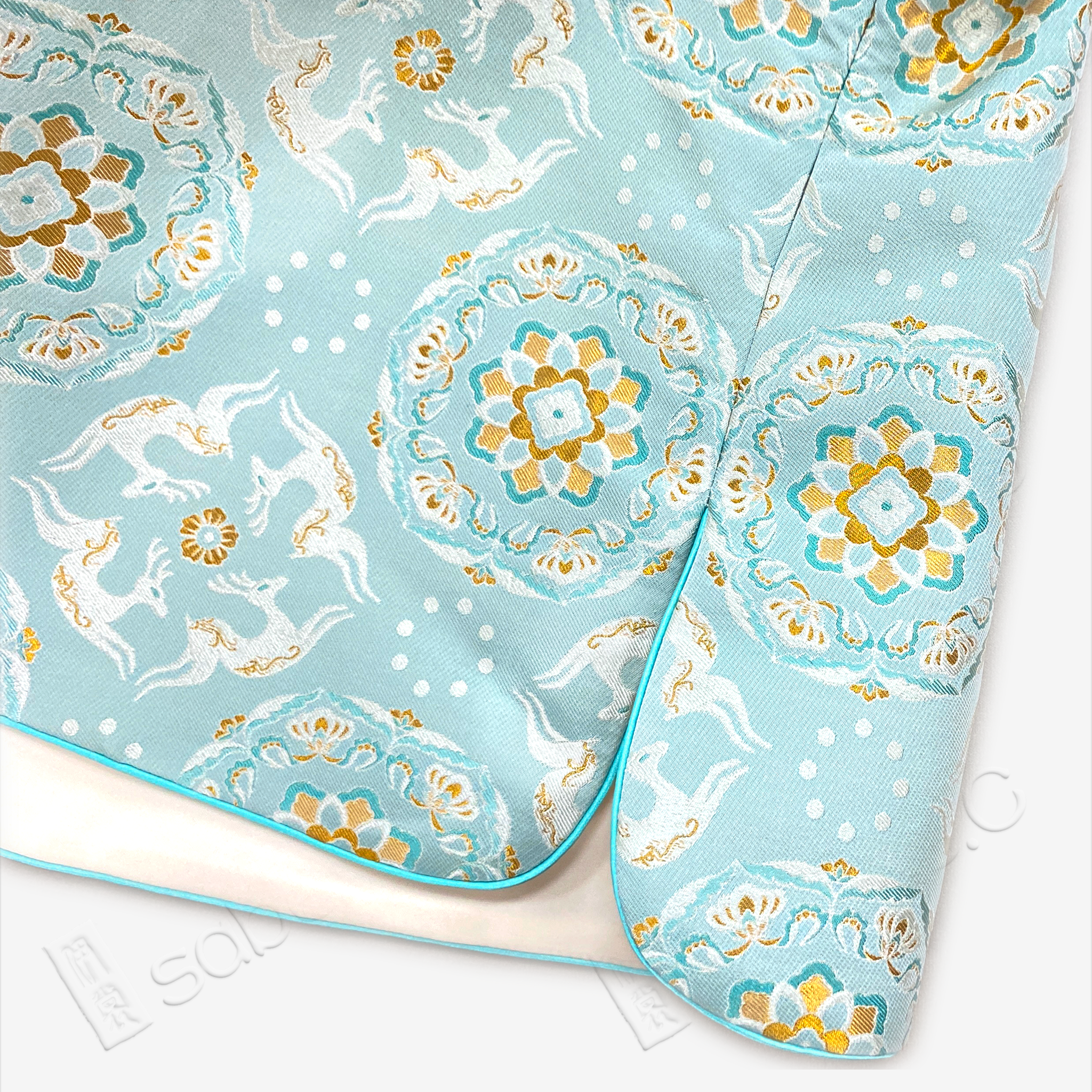 Kid's Song Brocade Stand-up Collar Qipao-style Top