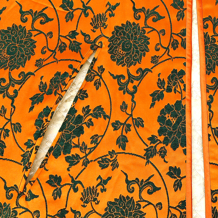 Zhangzhou Velvet Cloak Coat