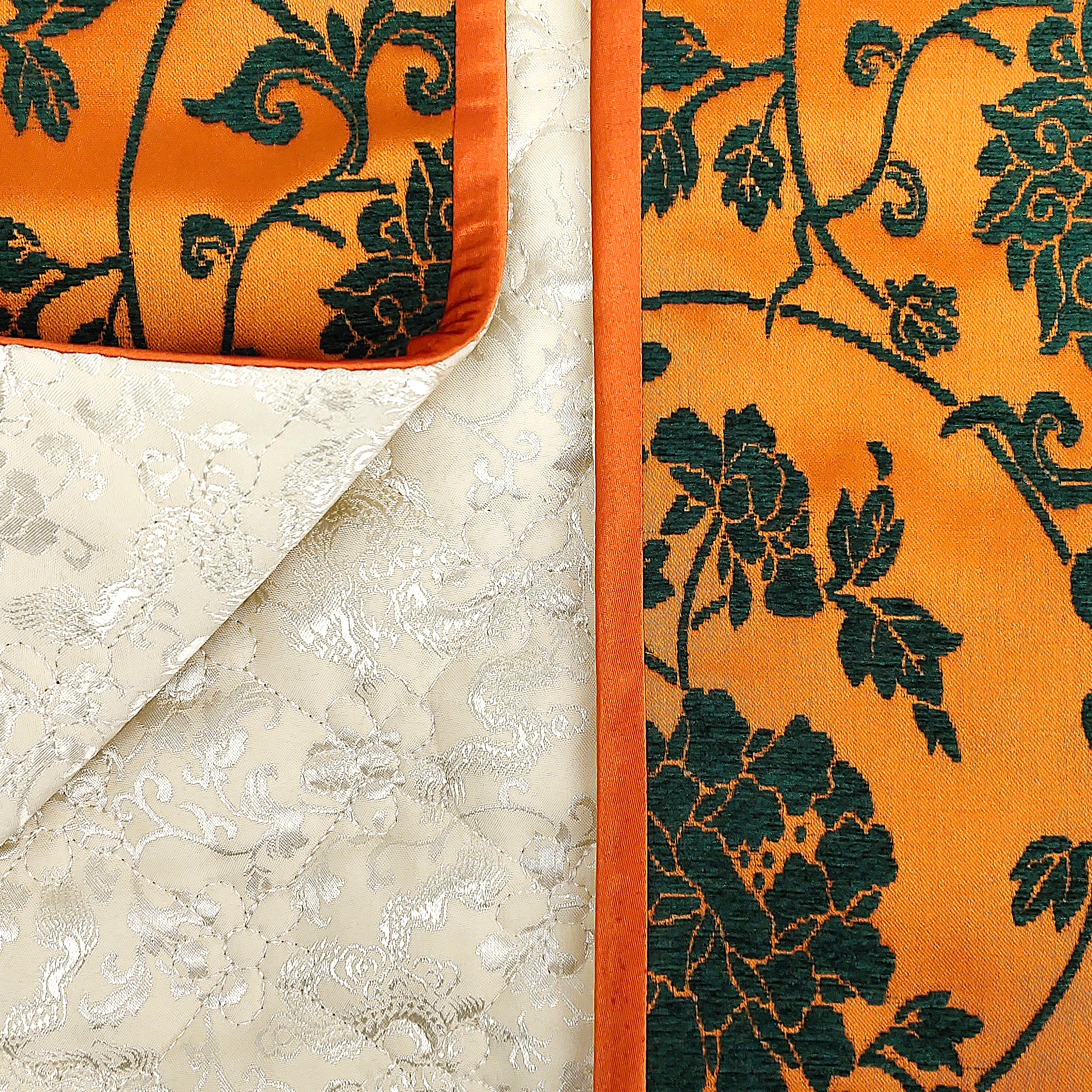 Zhangzhou Velvet Cloak Coat