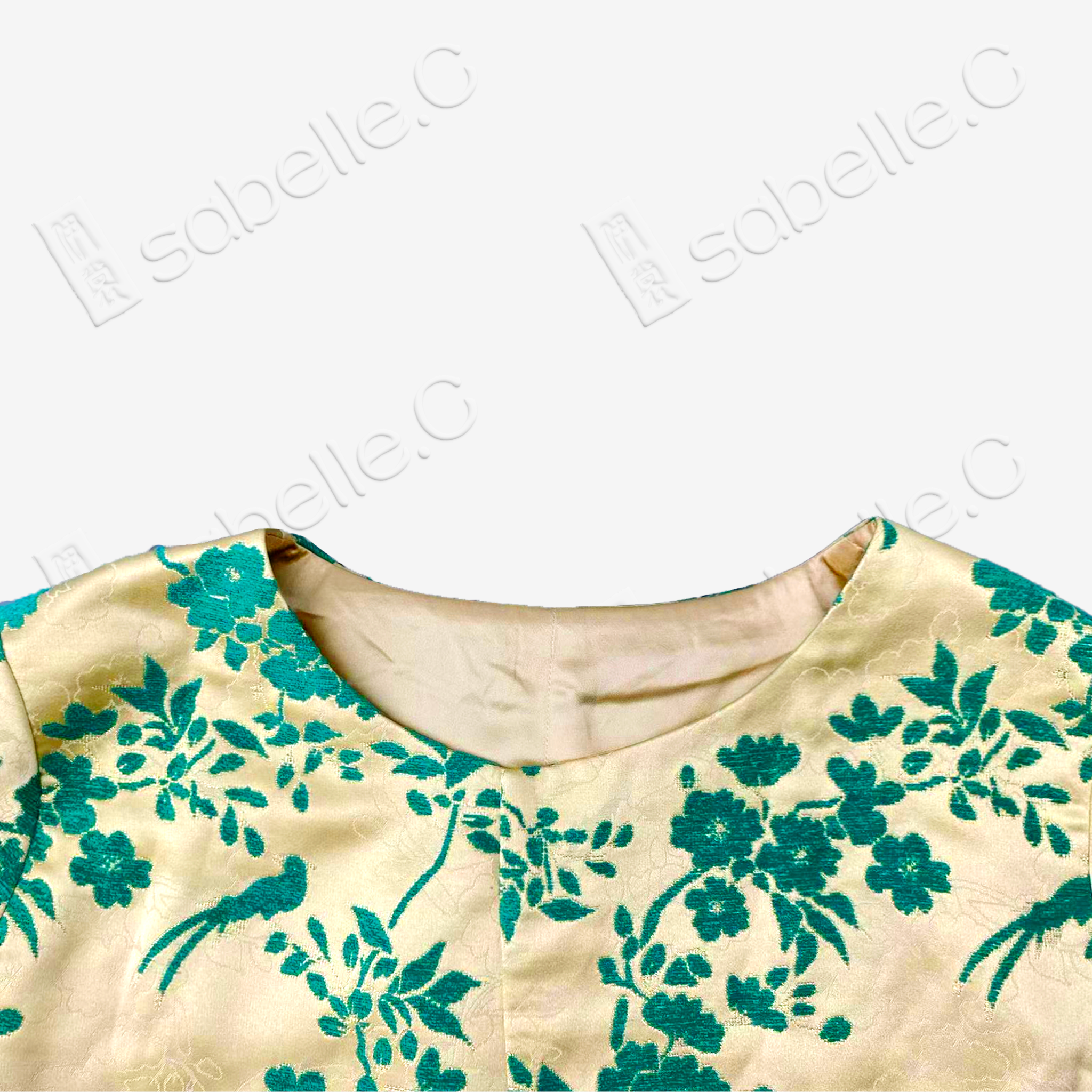 Zhangzhou Velvet Cloak Coat