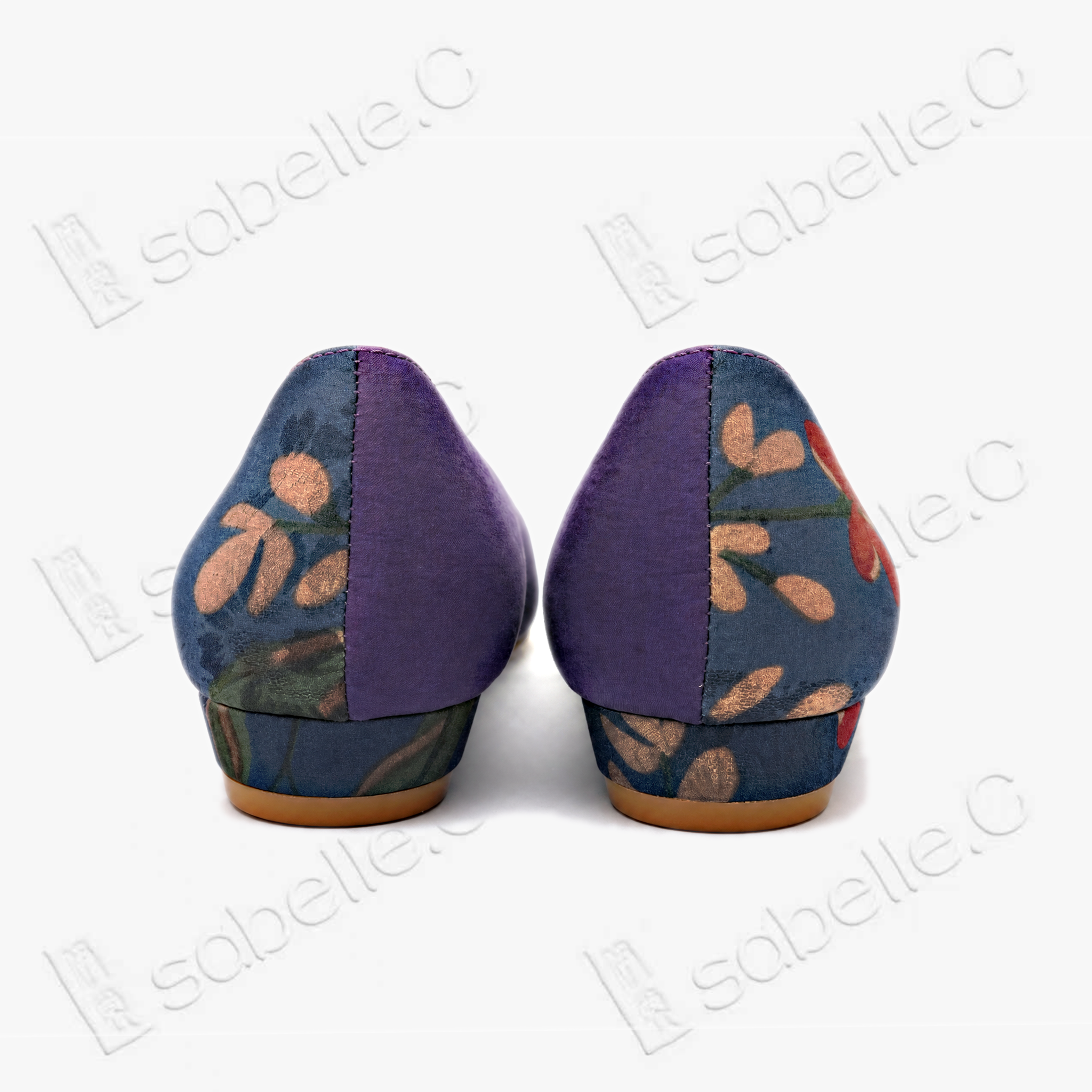 Color‑Block Floral Gambiered Silk Flats - 香雲紗拼色平底鞋