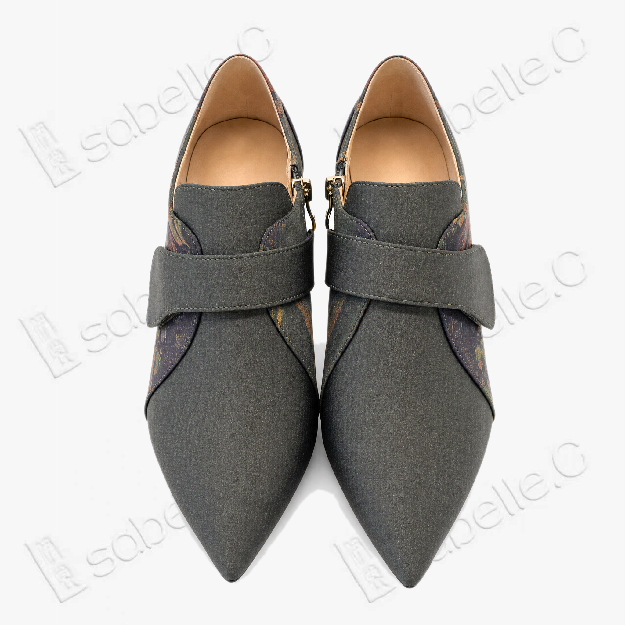 Lambskin & Gambiered Canton Silk Buckle Shooties 香雲紗拼小羊皮尖頭塔扣短踝鞋