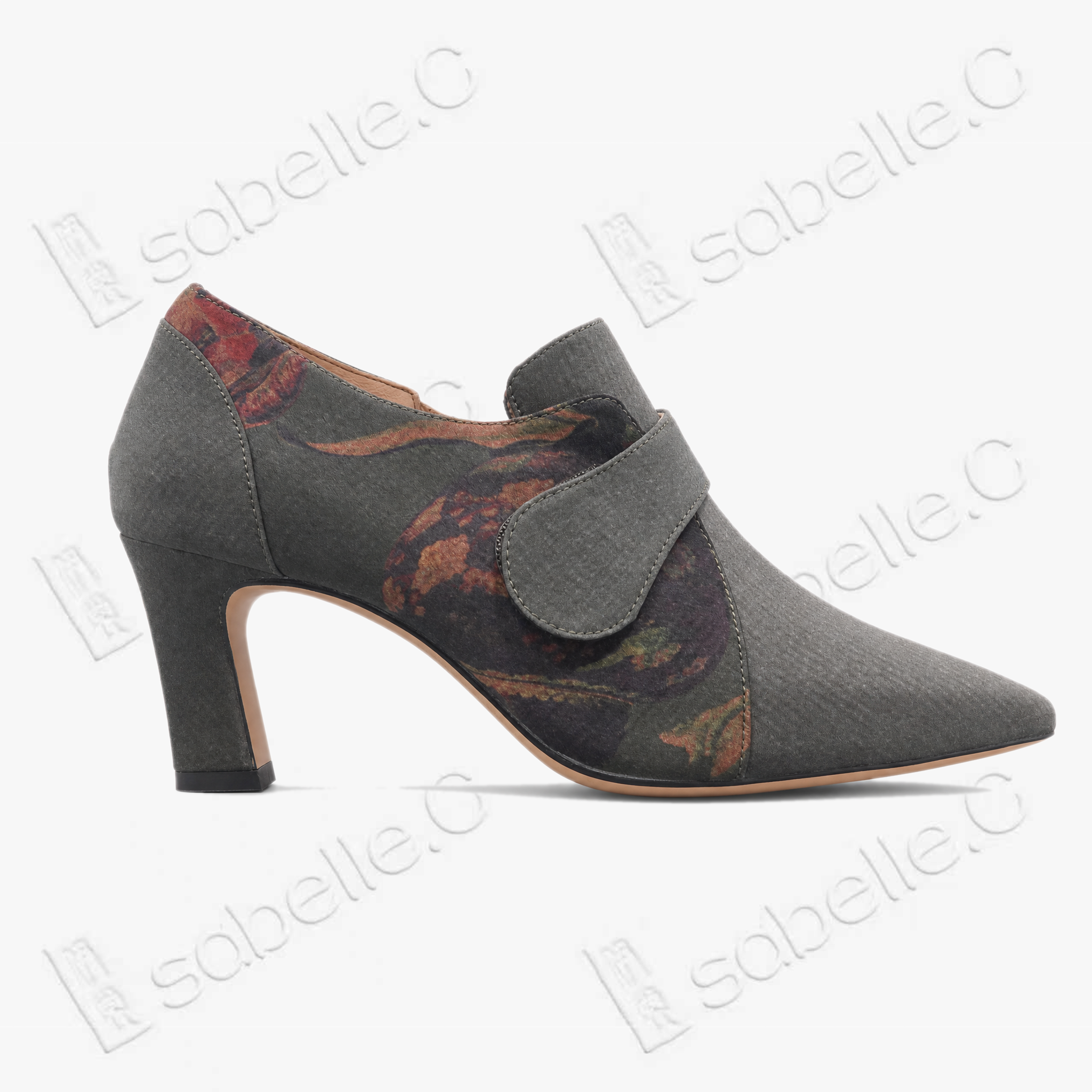 Lambskin & Gambiered Canton Silk Buckle Shooties 香雲紗拼小羊皮尖頭塔扣短踝鞋