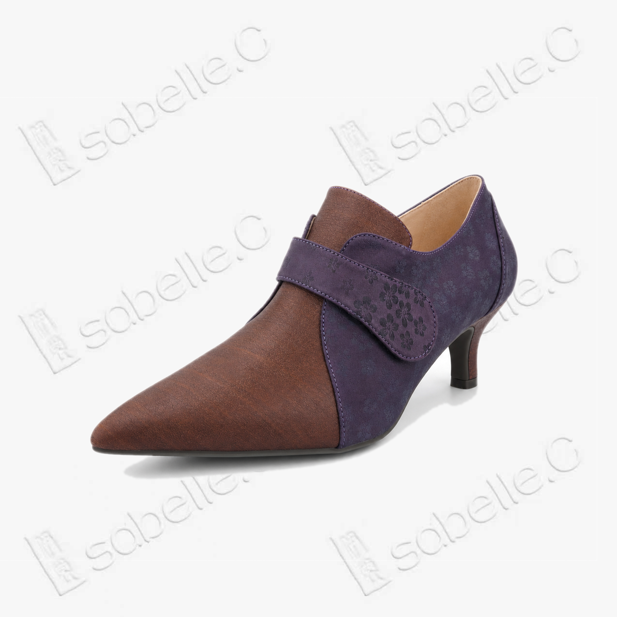 Crackled‑Texture Gambiered Canton Silk Buckle Shooties - 香雲紗短踝鞋