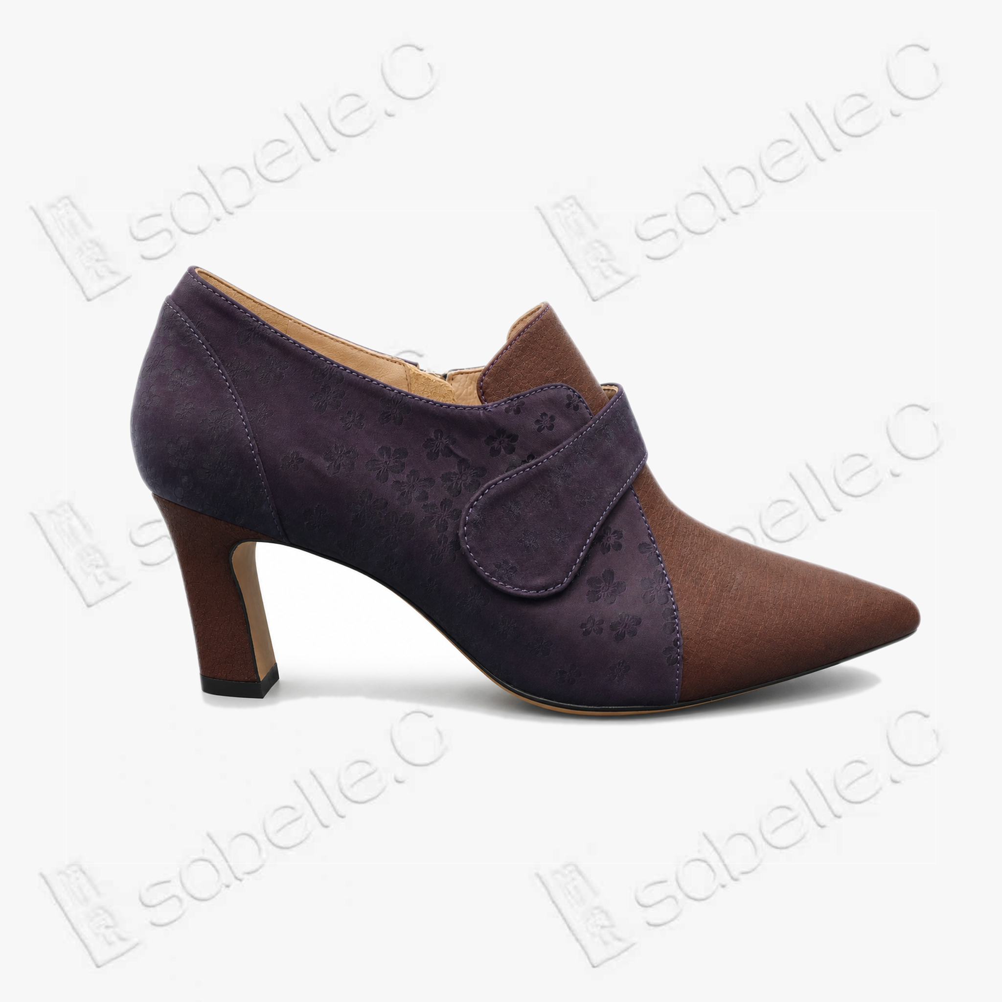 Crackled‑Texture Gambiered Canton Silk Buckle Shooties - 香雲紗短踝鞋