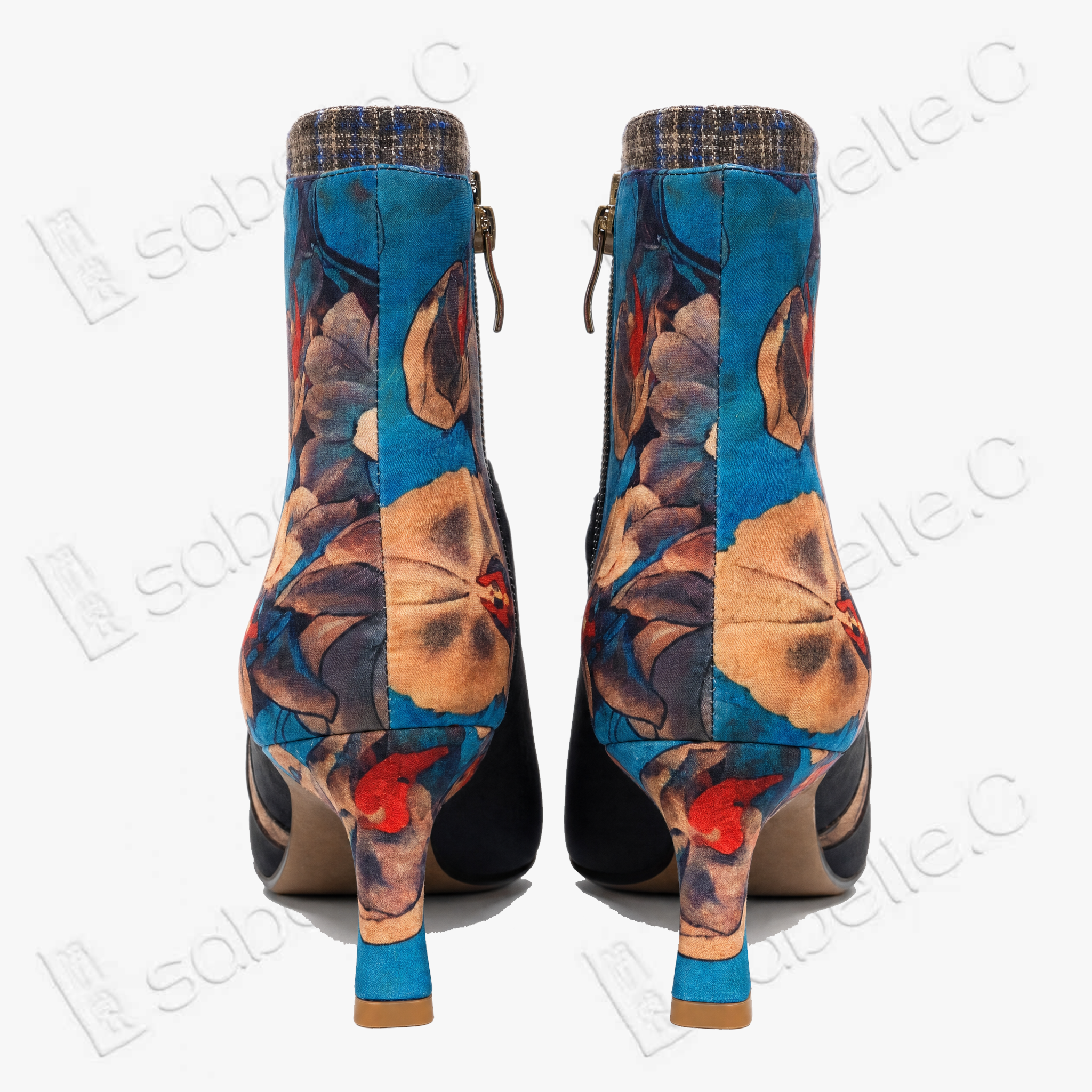 Gambiered Canton Silk Heel Ankle Boots - 香雲紗尖頭短靴