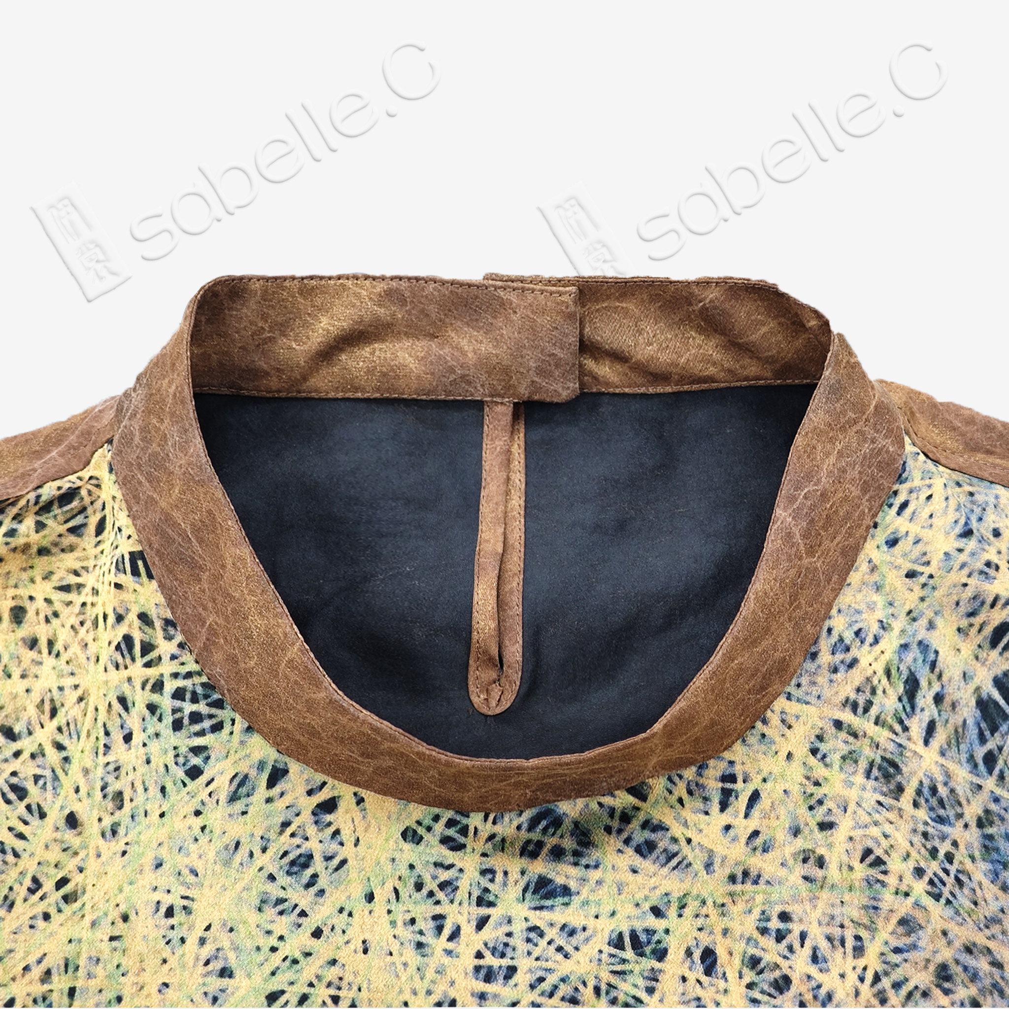 Gilded Vein Texture Stand Collar Gambiered Guangdong Silk Top - 鎏金枝絡香雲紗短袖
