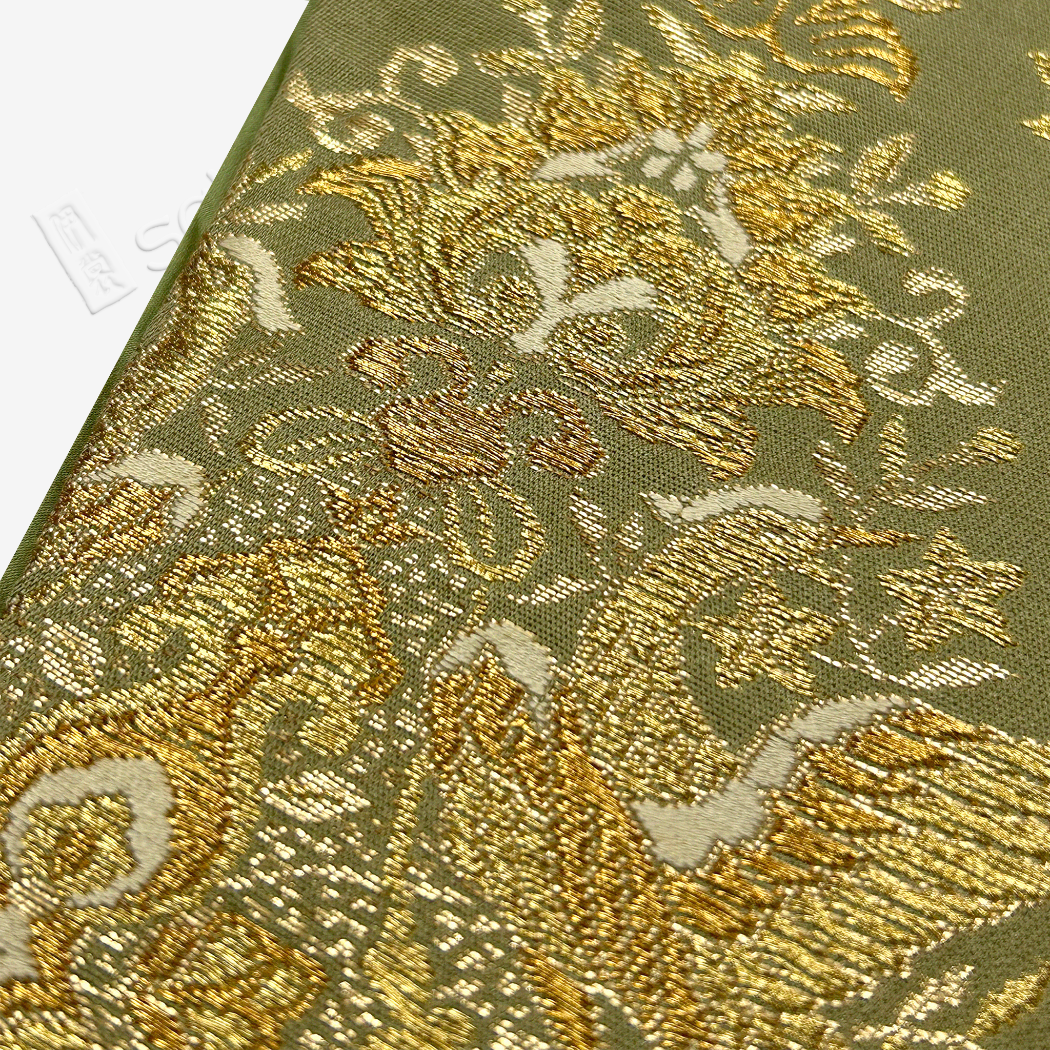 Jade Vine Gilded Brocade Embroidered Yunjian Collar - 翠蘿金綾刺繡雲肩