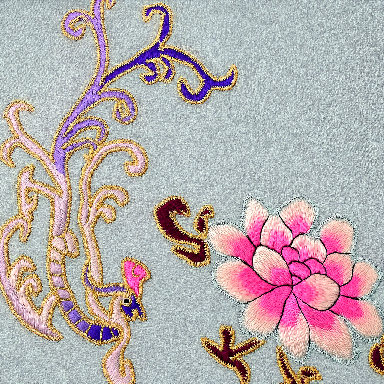 Antique Silk Handmade Embroidered Lotus Frog Button Top - 手工老繡真絲上衣