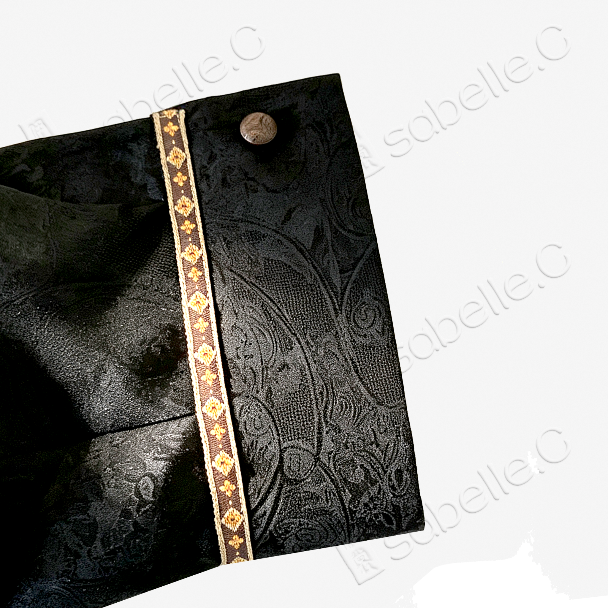 Jet Black Gilded Border Gambiered Canton Silk Set - 「玄綺金緣」香雲紗套裝