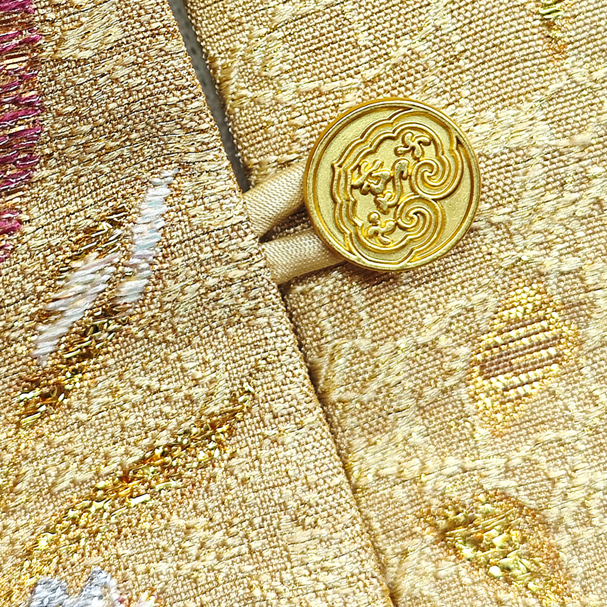 Gilded Flowing Floral Tang Brocade Waistcoat - 「鎏金流花」唐錦馬甲