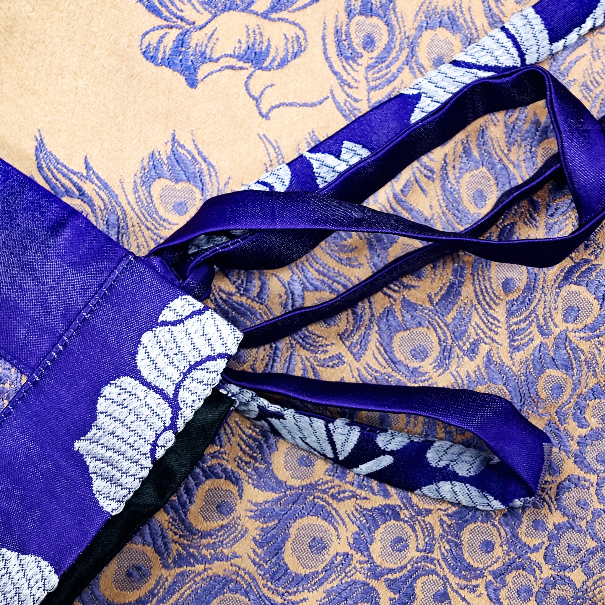 Apricot Base Violet Plumage Vintage Silk Satin Waistcoat - 「杏底紫翎」真絲老緞馬甲
