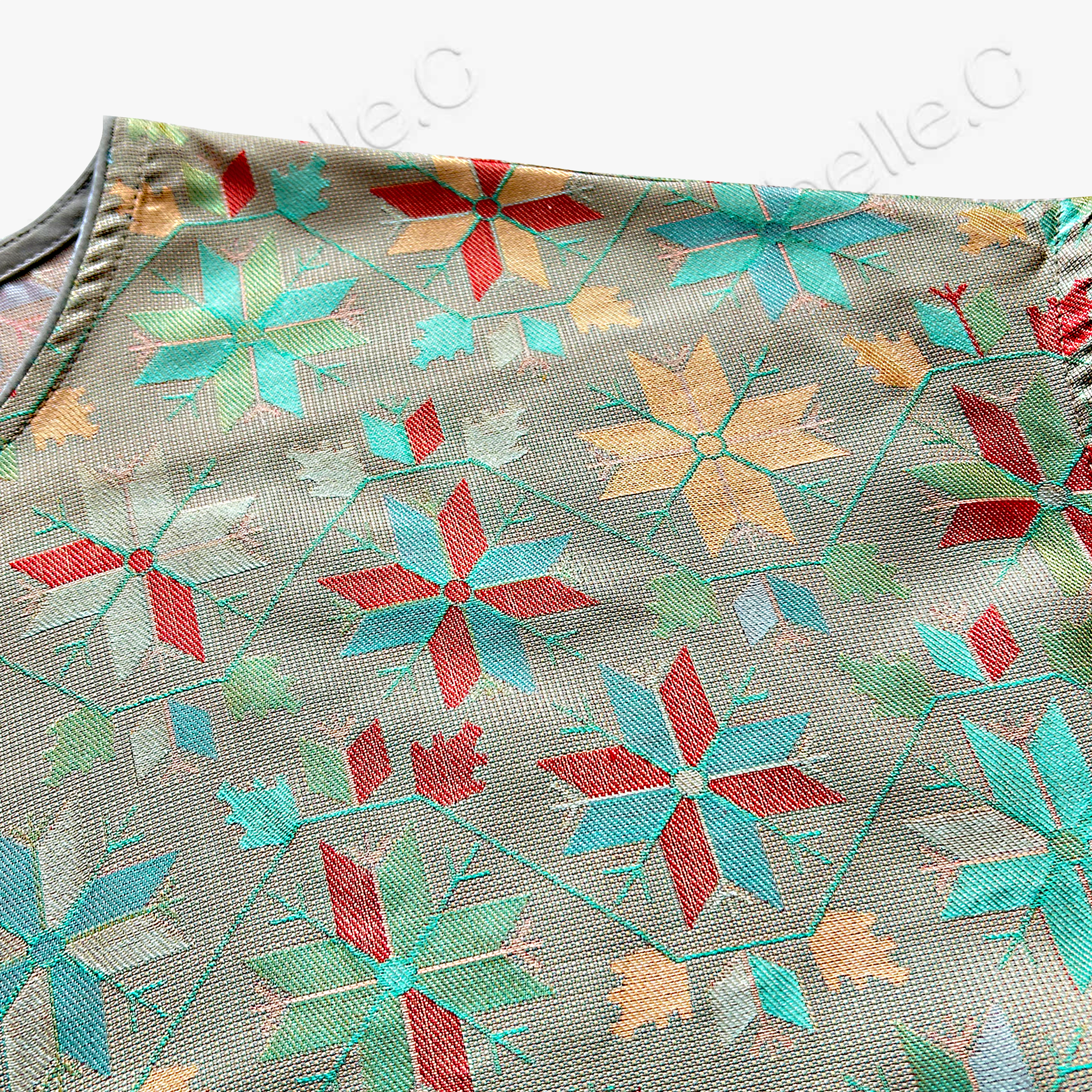 Shu‑Brocade Sleeveless Top - 宋錦斜襟無袖上衣