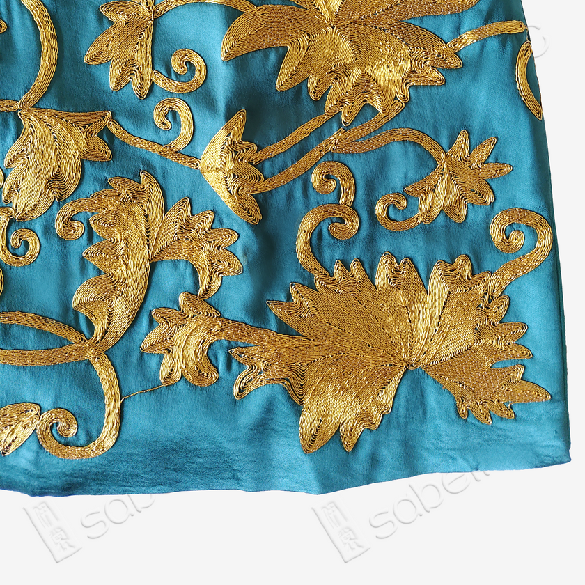 Antique Embroidery | Coiled Gold Silk Satin Heritage Series (Black & Jade One-of-a-kind) - 盤金古緞典藏背心（黑翠雙色孤品）