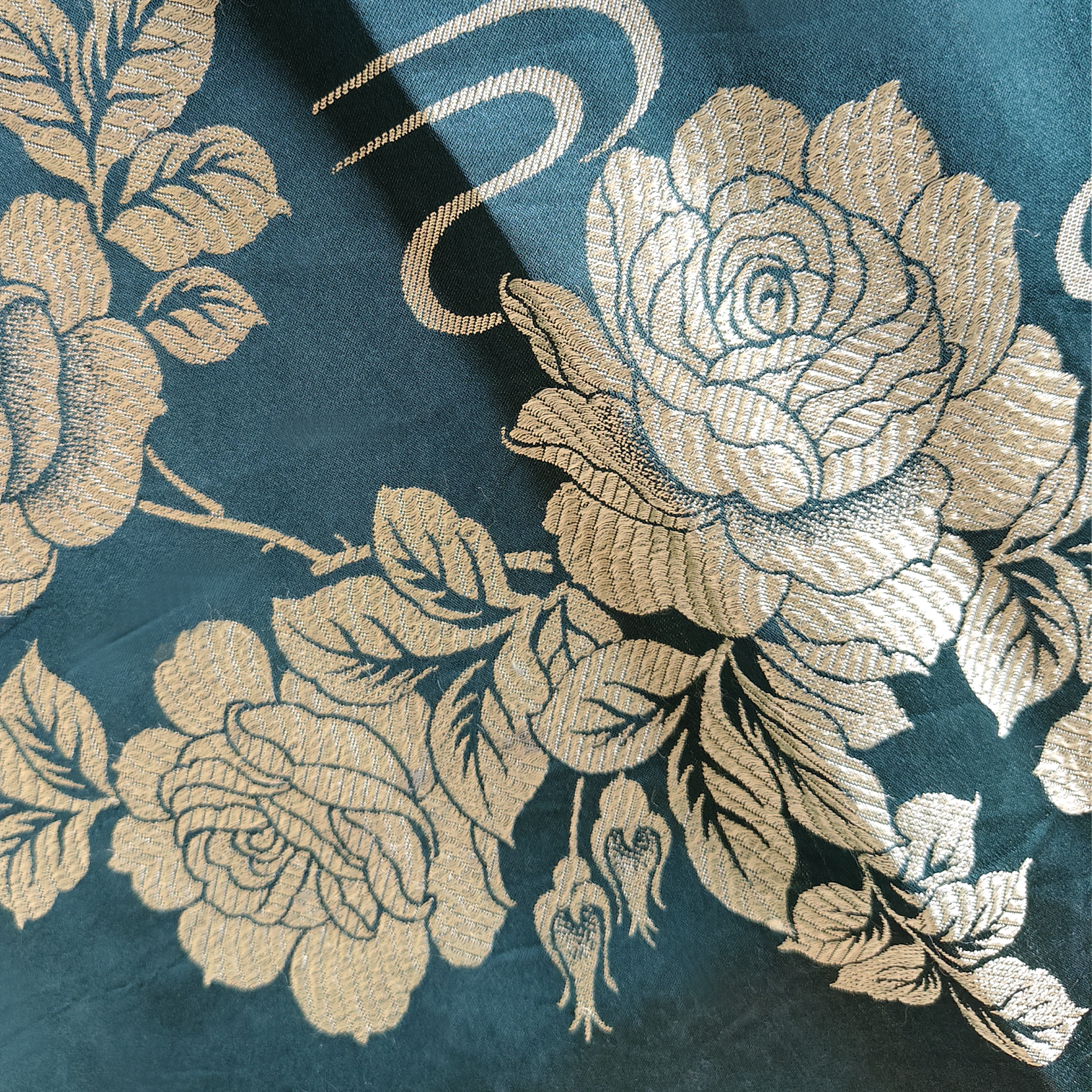 Jade Emerald Magnolia Bias-Cut Antique Silk Satin Vest - 「墨翠玉蘭」古董真絲面料斜裁上衣