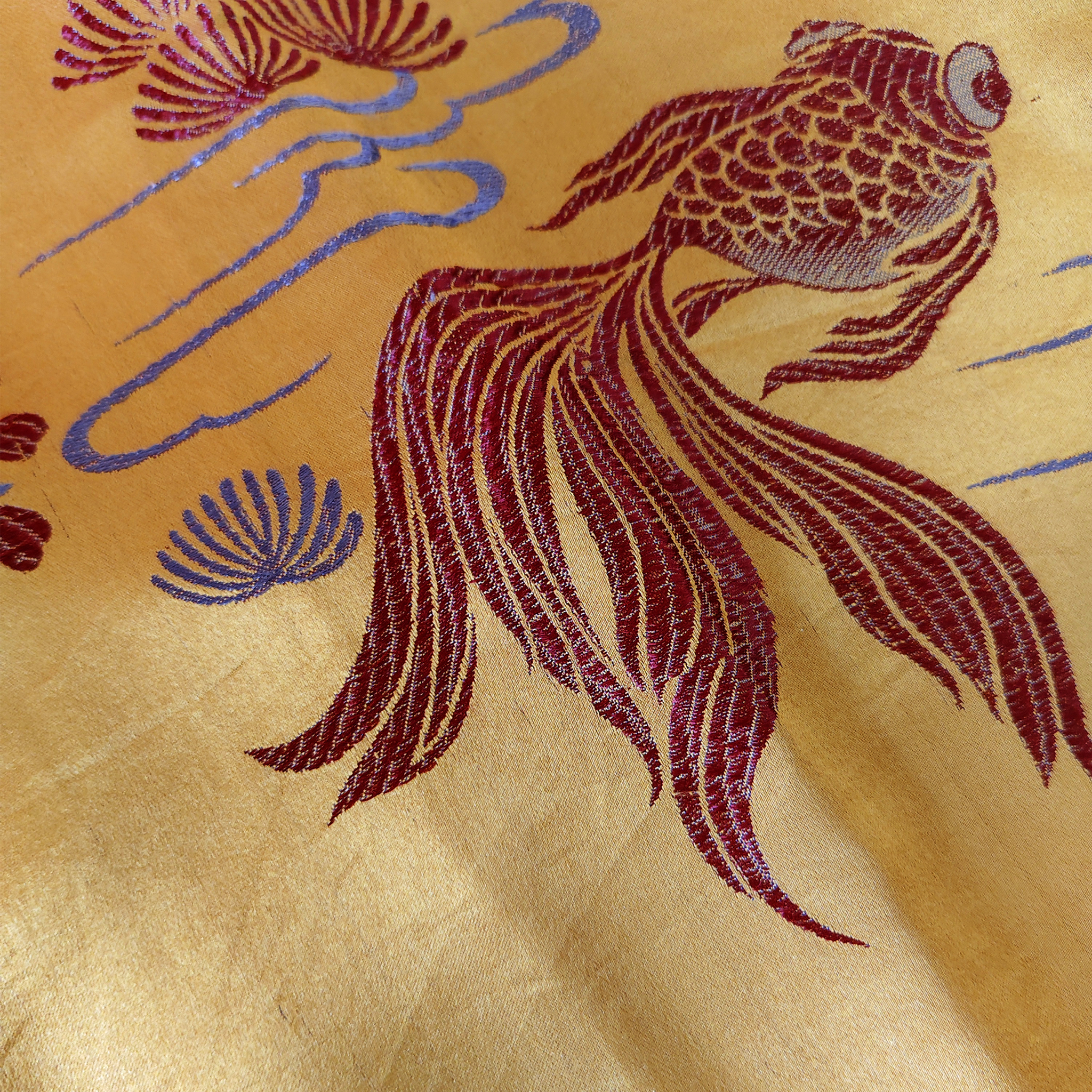 Gilded Gold Koi Fish Bias-Cut Antique Silk Satin Vest - 「鎏金錦鯉」斜裁古董真絲面料上衣