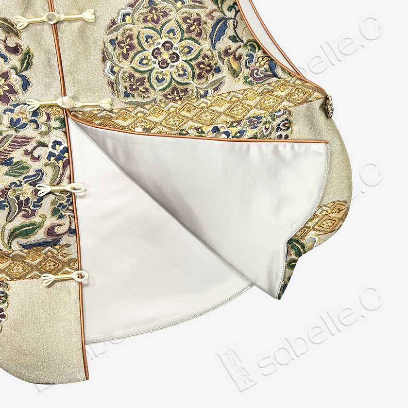 Silver Gilded Baoxiang Medallion Tang Brocade Waistcoat - 「銀鎏團寶」唐錦馬甲