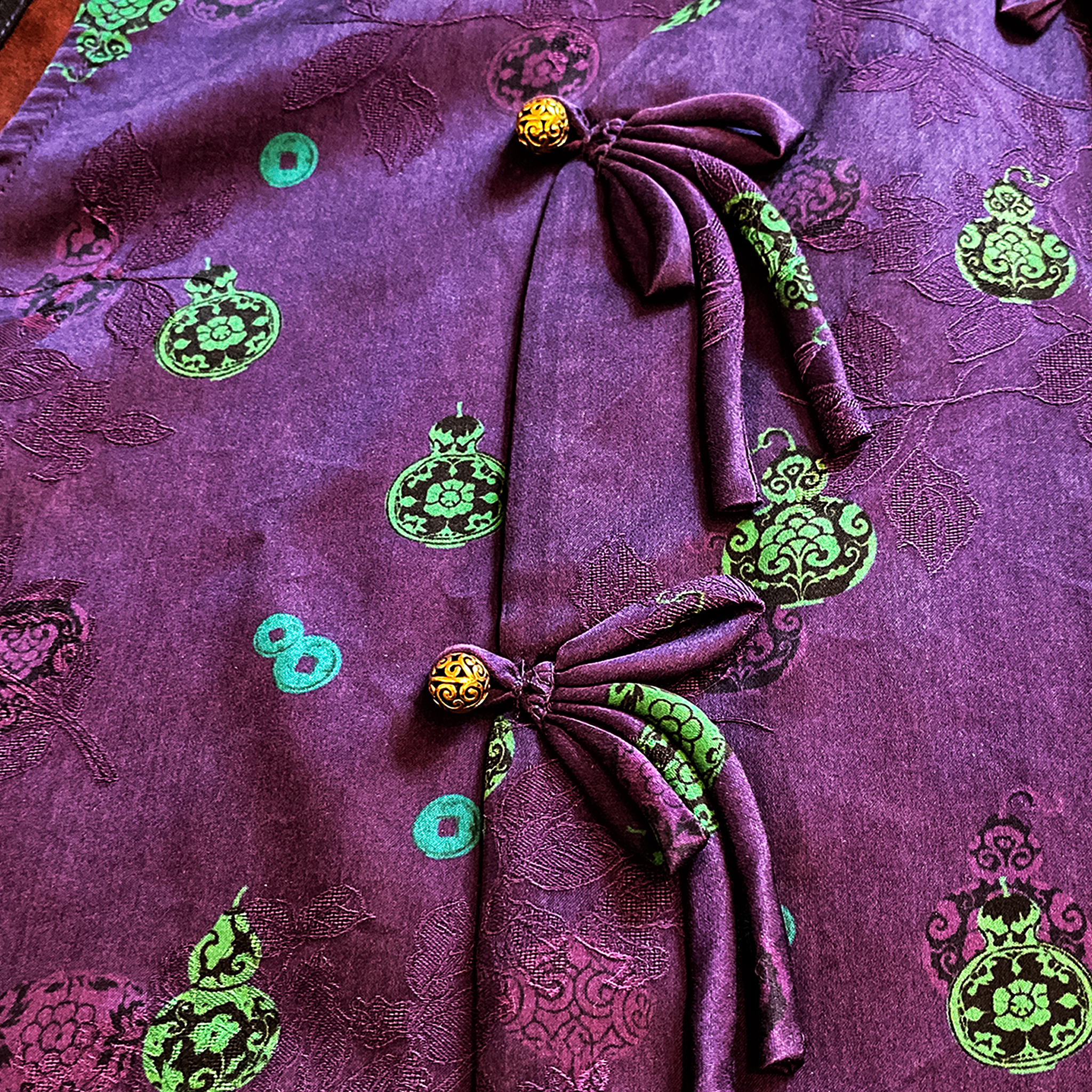 Crimson Purple Fortune & Blessing Gambiered Canton Silk Vest - 绛紫福祿紅雲紗馬甲
