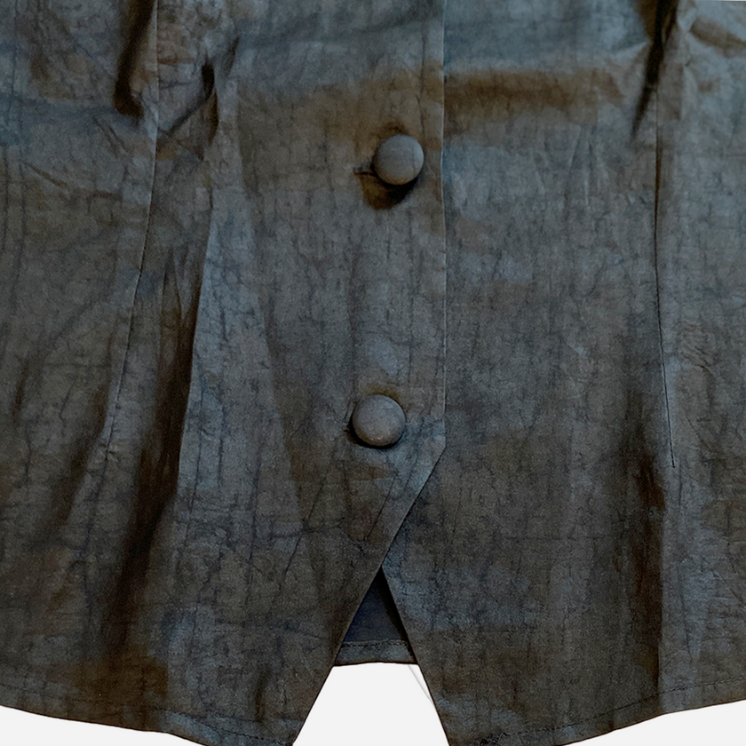 Cracked Turtle Shell Motif Gambiered Canton Silk Vest - 龜裂紋香雲紗馬甲