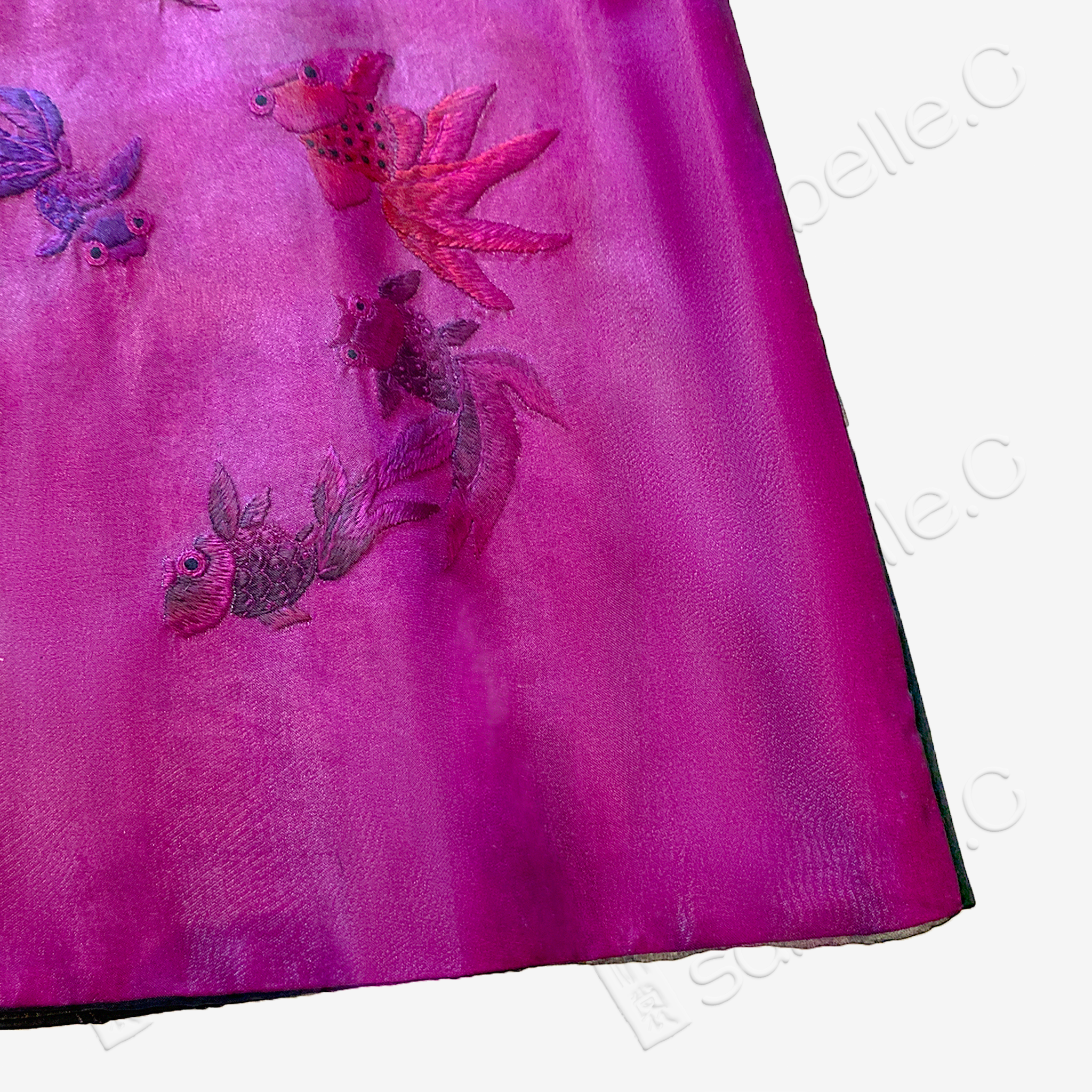 Magenta Black Goldfish Gambiered Canton Silk Vest - 「玫墨游魚」香雲紗馬甲