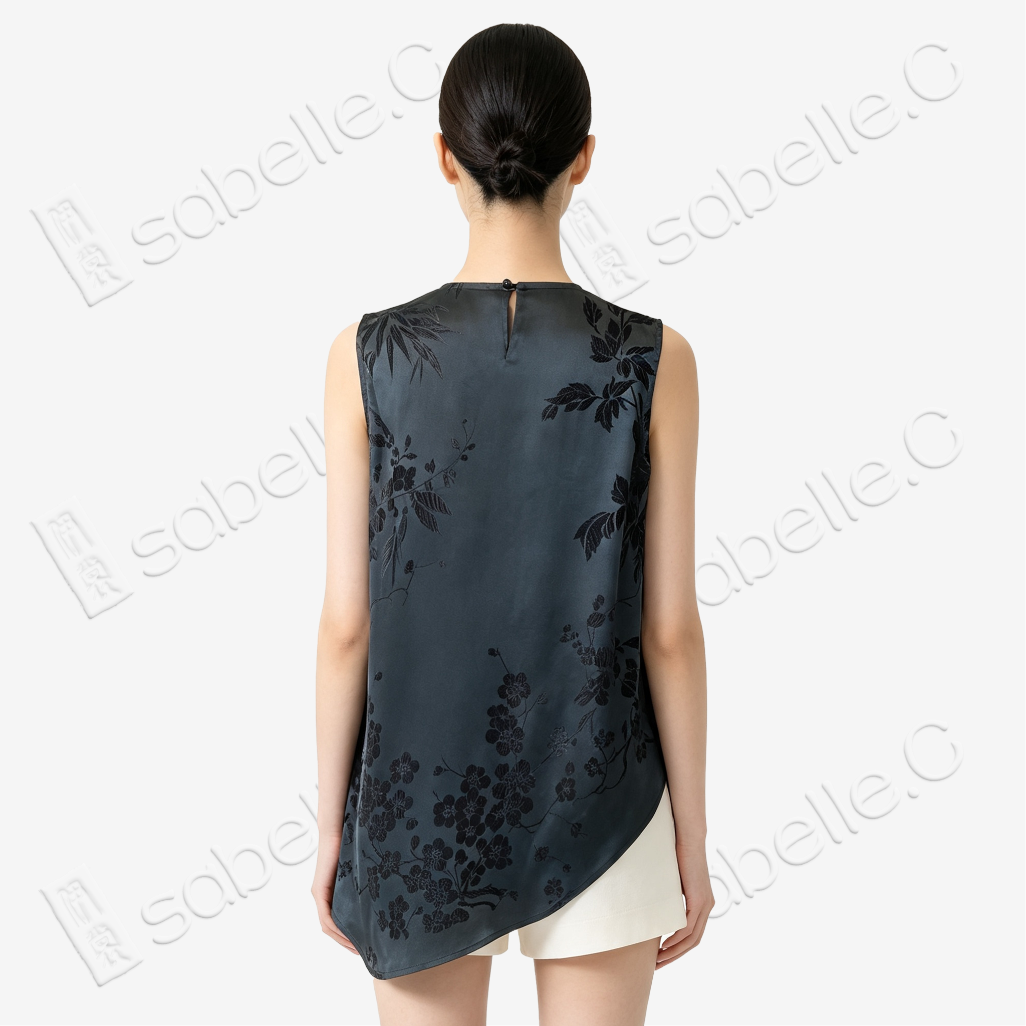 Vintage Silk Vest - 「玄墨梅翎」古董真絲斜裁馬甲