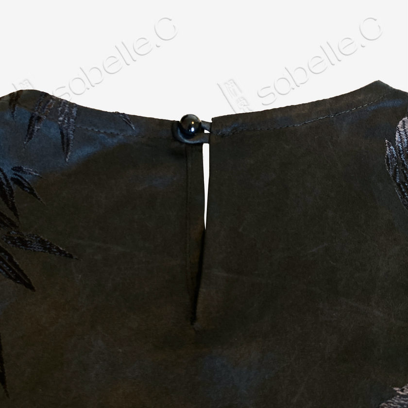 Vintage Silk Vest - 「玄墨梅翎」古董真絲斜裁馬甲